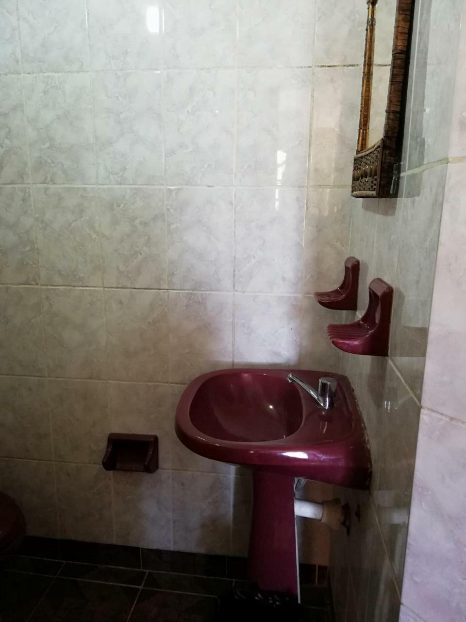 Hotel Las Kantutas โกปากาบานา ภายนอก รูปภาพ